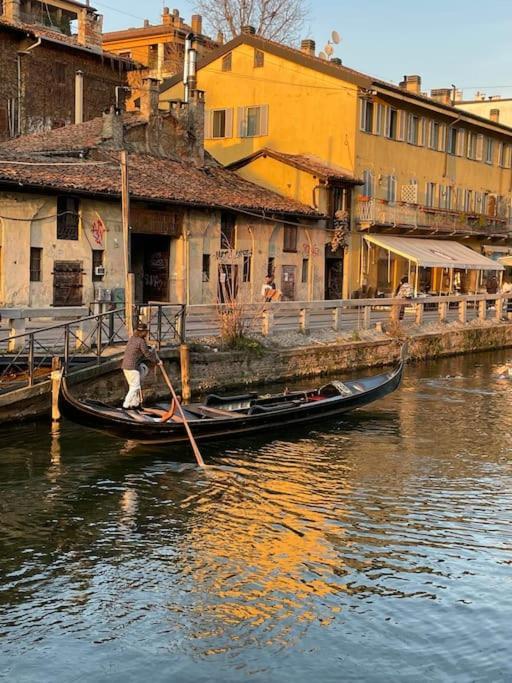 Ferienwohnung Navigli, 90 Square Meters, Free Parking Ripa Ticinese Mailand Exterior foto