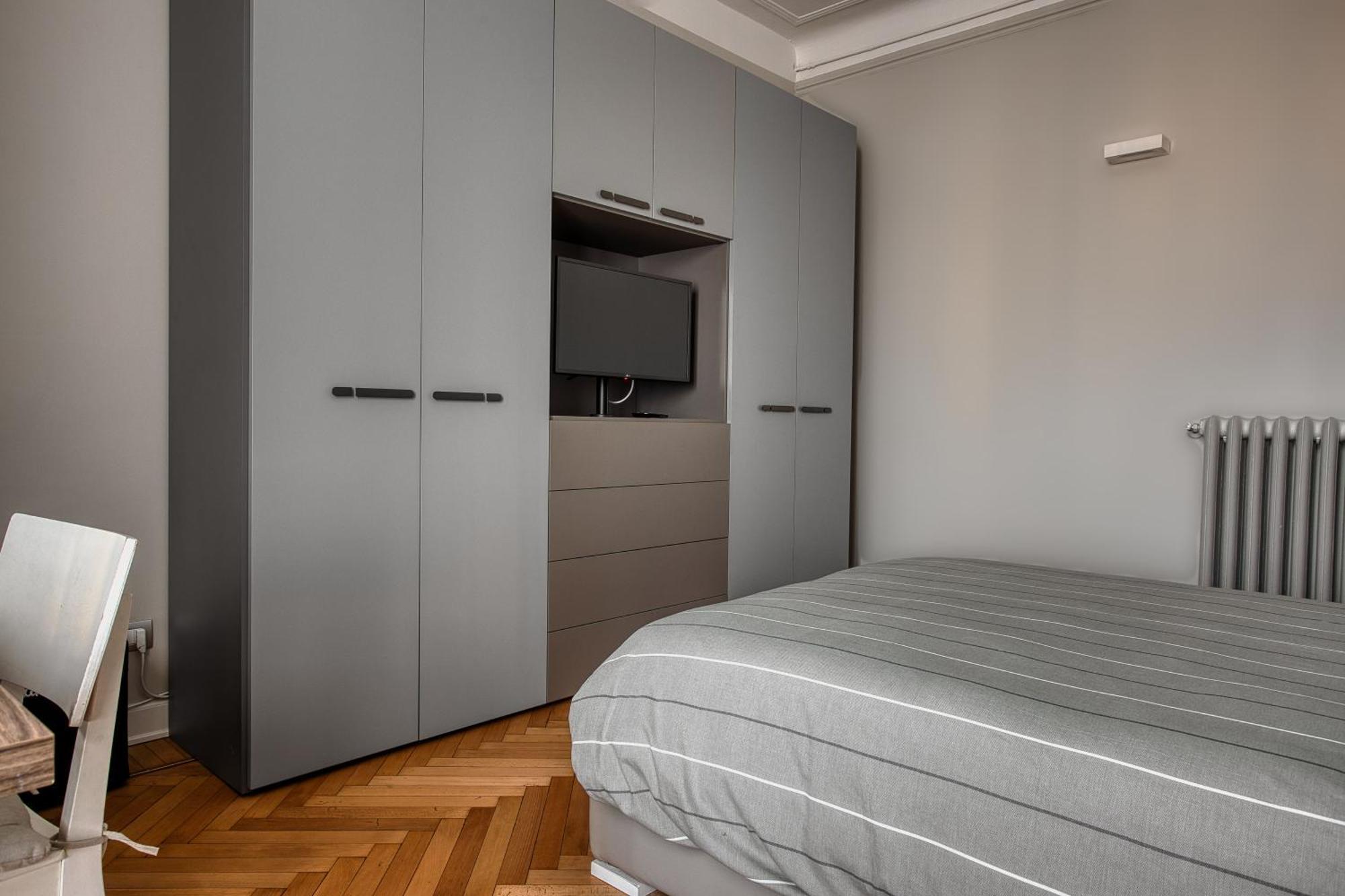 Ferienwohnung Navigli, 90 Square Meters, Free Parking Ripa Ticinese Mailand Exterior foto