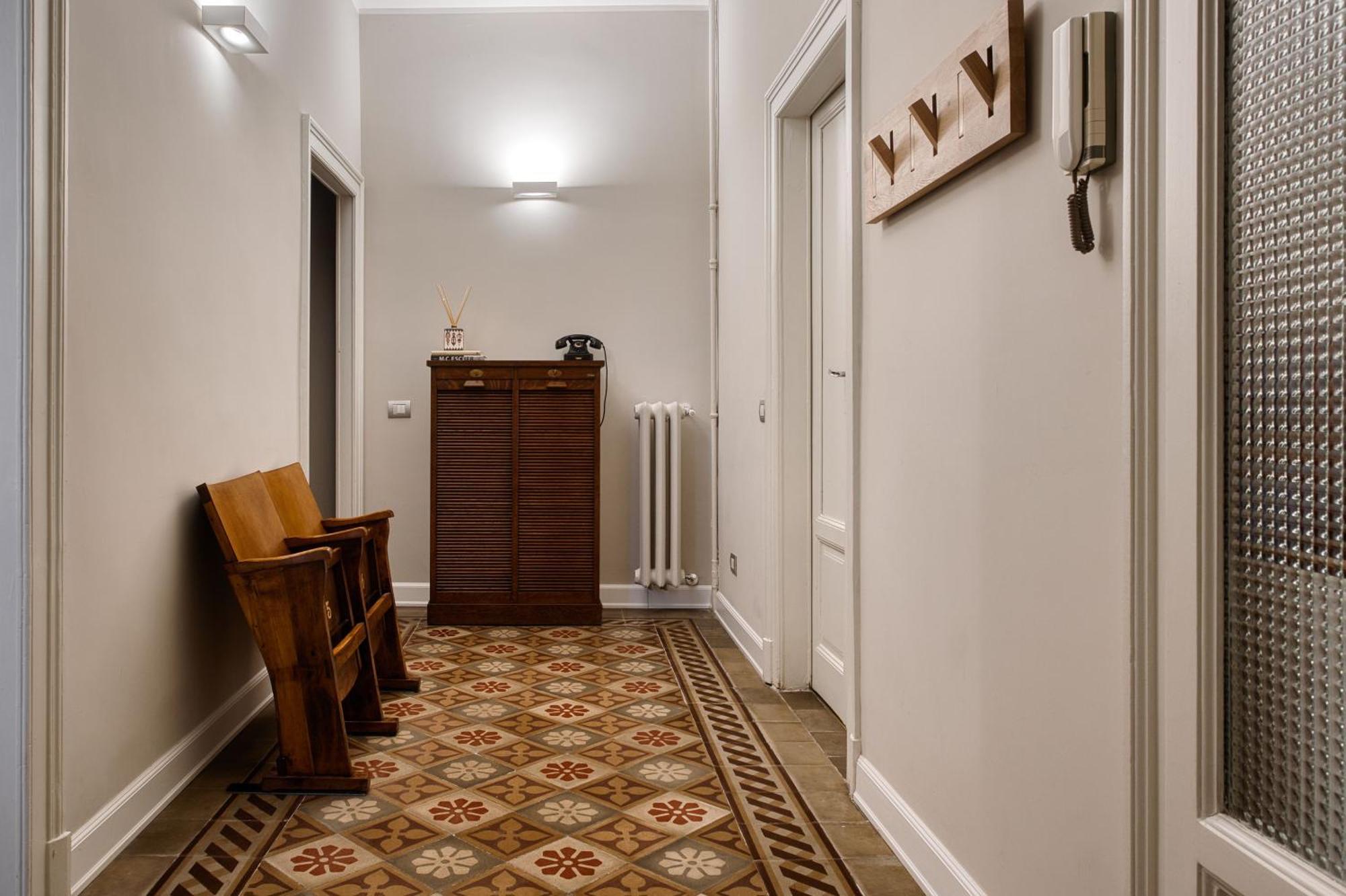 Ferienwohnung Navigli, 90 Square Meters, Free Parking Ripa Ticinese Mailand Exterior foto